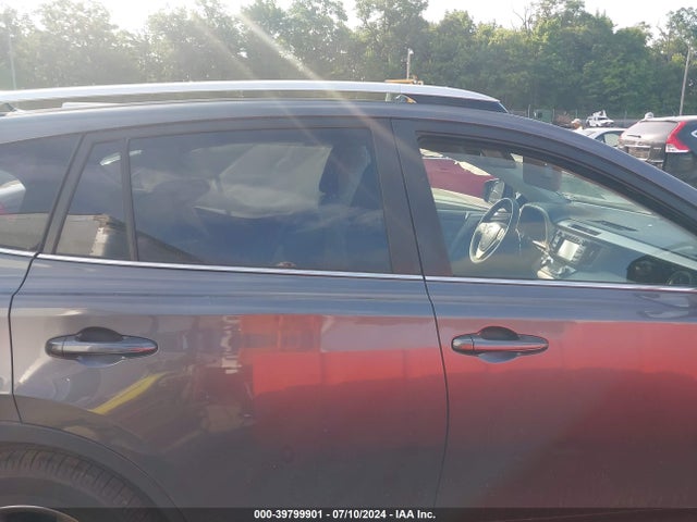 Toyota Rav4 Xle 2015 JTMWFREV9FJ053462 Image 13