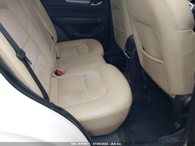 Mazda Cx-5 Touring 2018 JM3KFACM3J1409009 Image 8