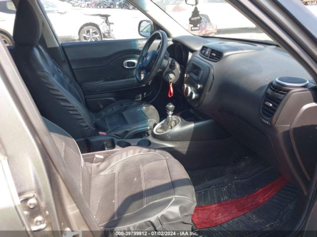 KNDJN2A25E7073591 KIA Soul