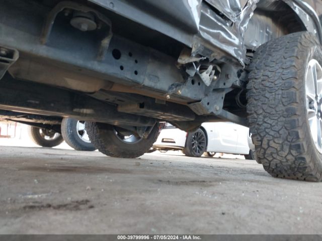 1C4HJXEN8JW246077 Jeep Wrangler Unlimited Sahara 4x4