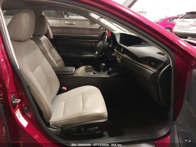 2013 Lexus Es 350 მანქანა იყიდება აუქციონზე, vin: JTHBK1GG3D2011076, აუქციონის ნომერი: 39800000