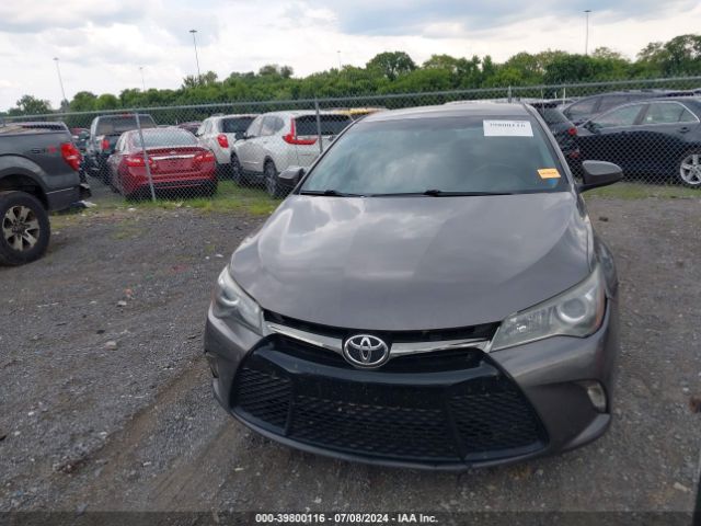 4T1BF1FK0HU617226 Toyota CAMRY SE