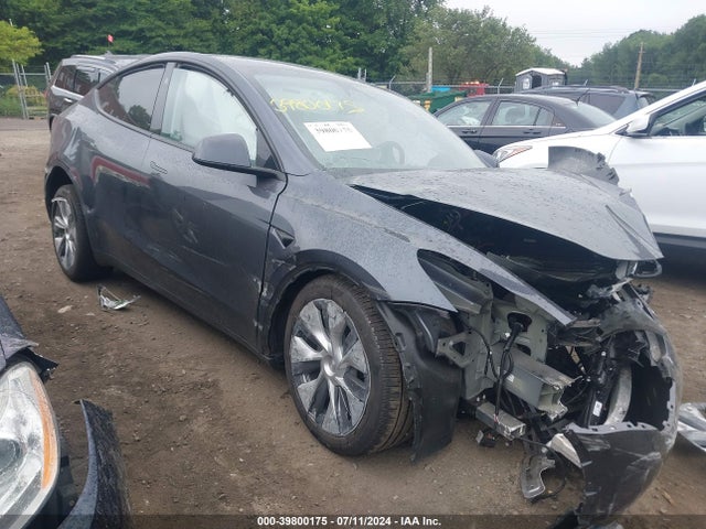 2023 TESLA MODEL Y 7SAYGDEE4PA194084 Photo 0