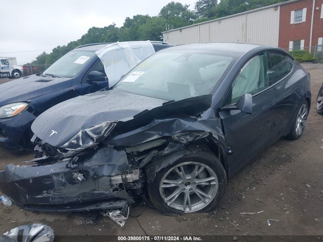 2023 TESLA MODEL Y 7SAYGDEE4PA194084 Photo 1