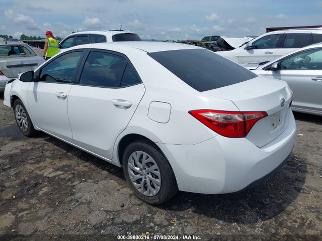 Toyota COROLLA LE 2017 2T1BURHE9HC837266 Image 3
