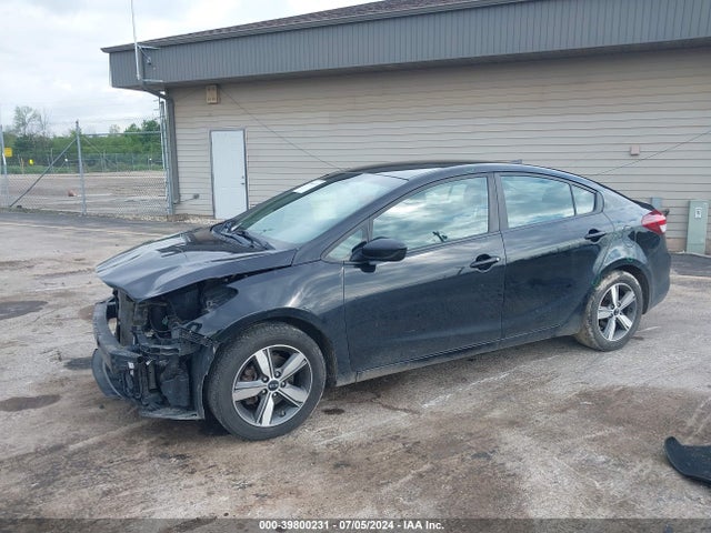 KIA FORTE LX 2018 3KPFL4A73JE272703 Image 2