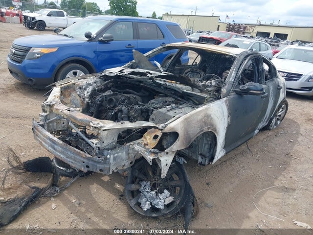 2010 JAGUAR XF SAJWA0GB5ALR78042 Photo 1