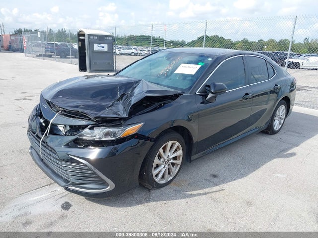 Toyota CAMRY LE 2023 4T1C11AK5PU169722 Image 2