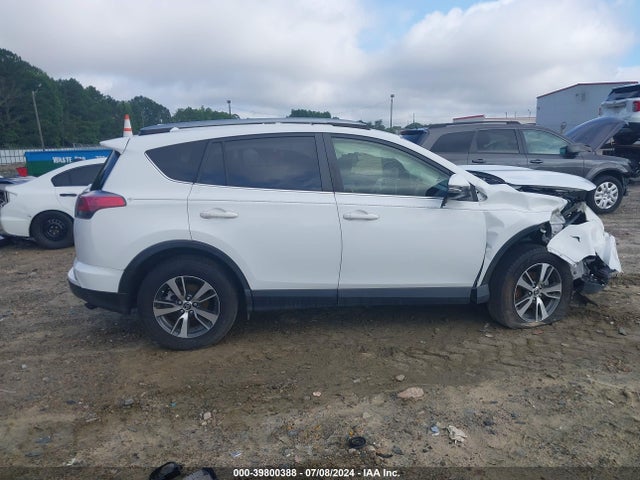 Toyota Rav4 Xle 2017 JTMWFREV2HD105628 Image 13