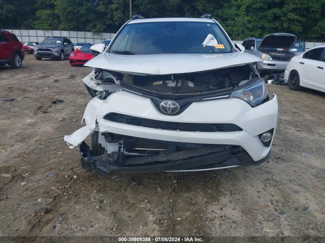 Toyota Rav4 Xle 2017 JTMWFREV2HD105628 Image 6