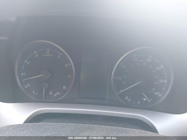 Toyota Rav4 Xle 2017 JTMWFREV2HD105628 Image 7