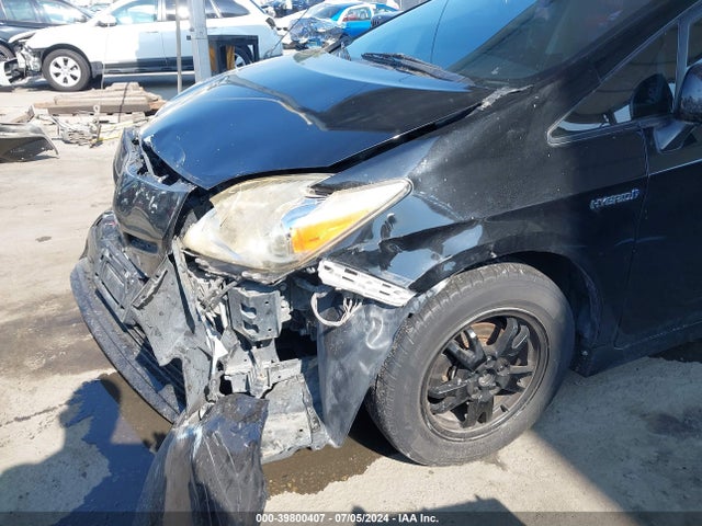 Toyota Prius Two 2015 JTDKN3DU3F0454034 Image 6