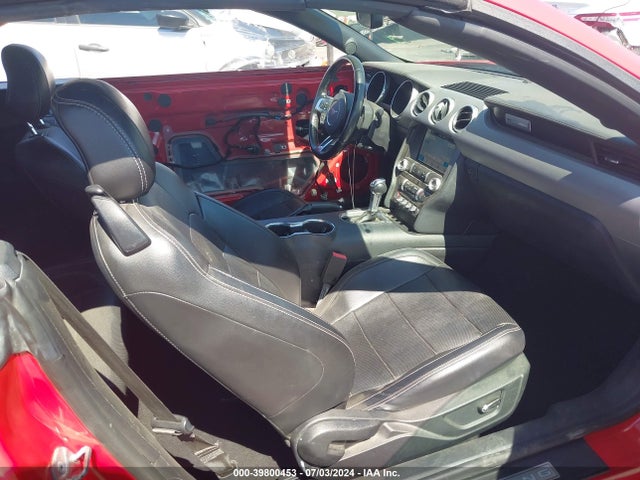 Ford Mustang Ecoboost Premium 2019 1FATP8UHXK5109729 Image 5