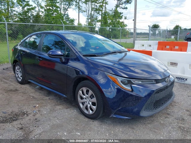 Toyota COROLLA LE 2022 5YFEPMAE6NP339572 головне зображення