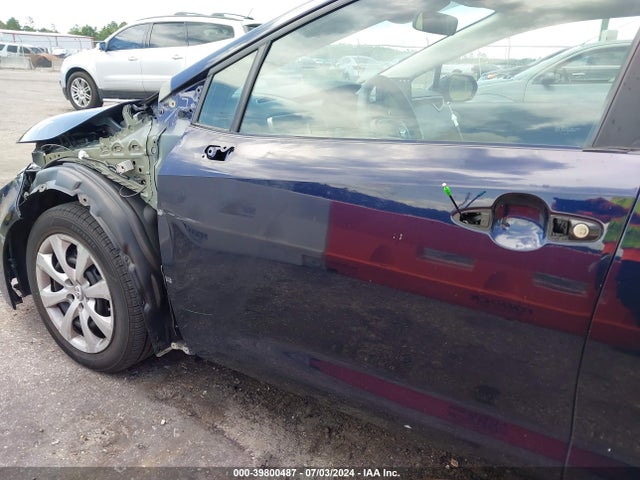 Toyota COROLLA LE 2022 5YFEPMAE6NP339572 Image 22