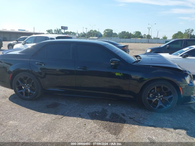 2C3CCABT0NH134905 Chrysler 300 S