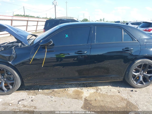 2C3CCABT0NH134905 Chrysler 300 S