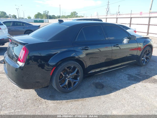 2C3CCABT0NH134905 Chrysler 300 S