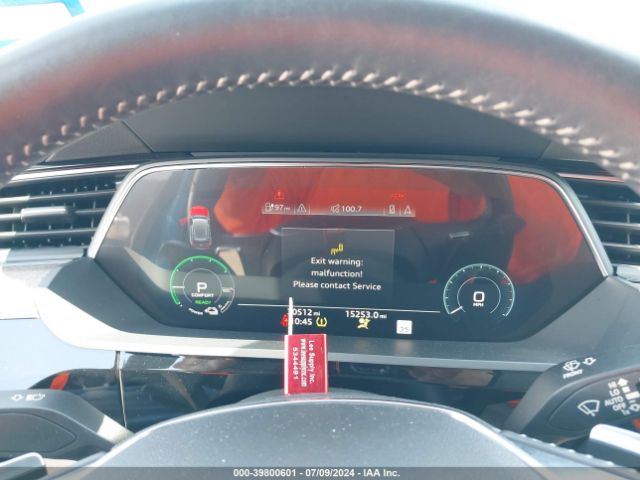 WA1LAAGE0KB006335 Audi E-tron Premium Plus