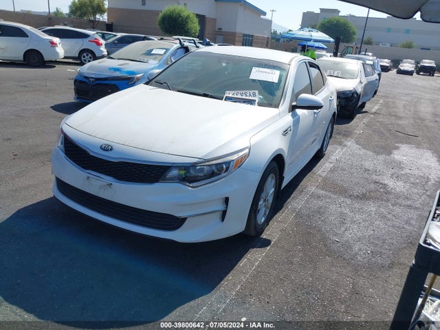 KIA Optima Lx 2016 KNAGT4L32G5095304 Image 2