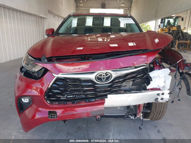 Toyota Highlander Xle 2023 5TDKDRAH2PS523601 Image 13