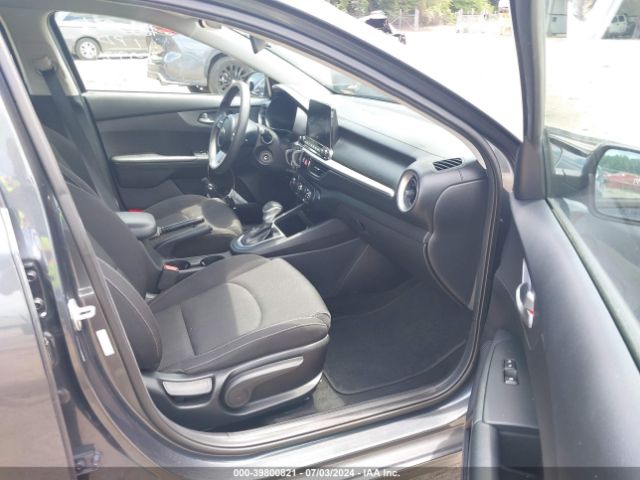 3KPF24AD5ME309005 KIA Forte Lxs