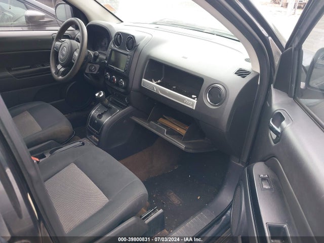 1C4NJCBA4ED689826 Jeep Compass Sport