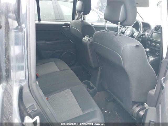 1C4NJCBA4ED689826 Jeep Compass Sport