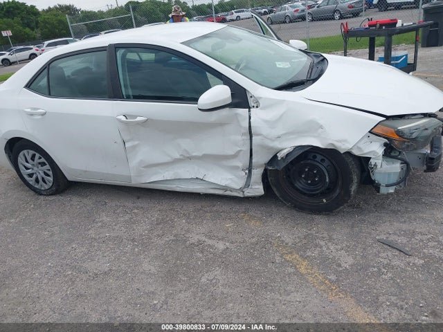 Toyota COROLLA LE 2019 5YFBURHE4KP880209 Image 17