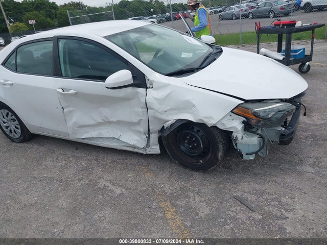 Toyota COROLLA LE 2019 5YFBURHE4KP880209 Image 6