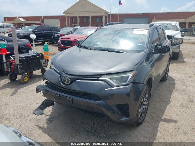Toyota RAV4 LE 2017 JTMZFREV2HJ129569 Image 12