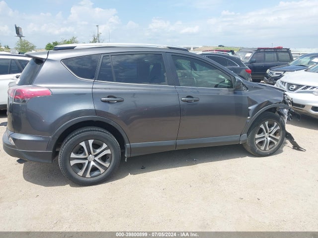 Toyota RAV4 LE 2017 JTMZFREV2HJ129569 Image 13