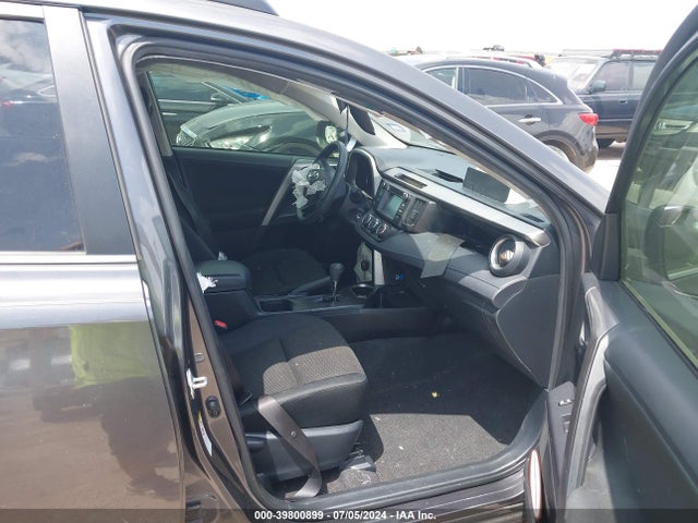 Toyota RAV4 LE 2017 JTMZFREV2HJ129569 Image 5