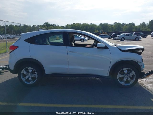3CZRU6H32NM711369 Honda Hr-v Awd Lx