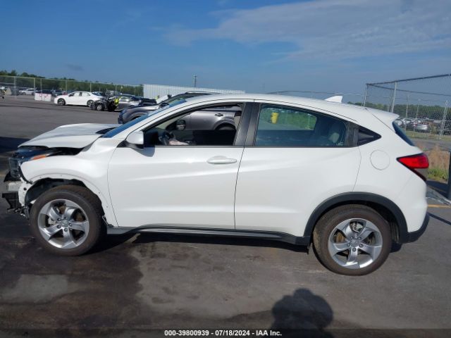 3CZRU6H32NM711369 Honda Hr-v Awd Lx