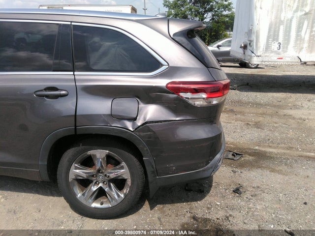 Toyota Highlander Limited Platinum 2018 5TDDZRFH1JS826301 Image 6