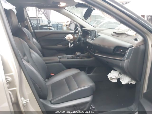 JN8AT3CA8MW009585 Nissan Rogue Sl Fwd