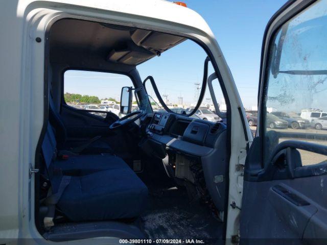 2017 MITSUBISHI FEC92S JL6CRK1A1HK002322 Photo 4