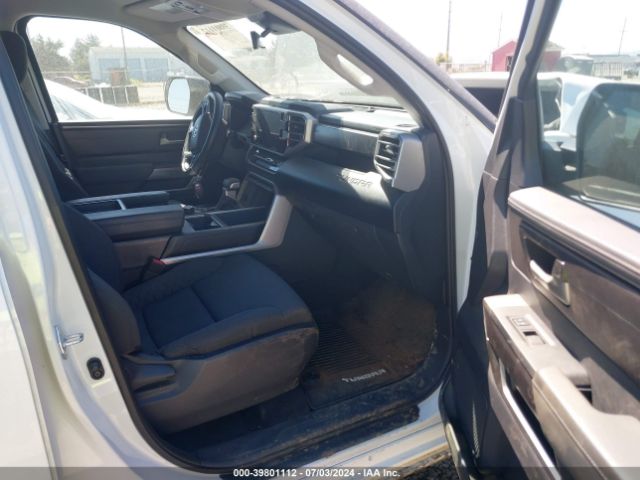 5TFLA5GD2NX001679 Toyota Tundra Sr5