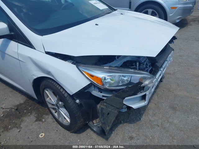 Ford FOCUS SE 2018 1FADP3F22JL262289 Image 15