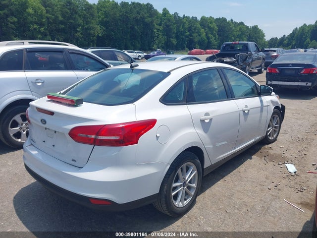 Ford FOCUS SE 2018 1FADP3F22JL262289 Image 4