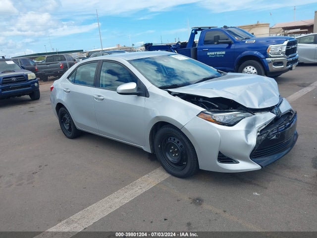Toyota COROLLA LE 2017 5YFBURHE3HP578208 zdjęcie główne