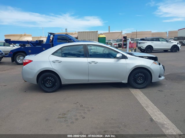 Toyota COROLLA LE 2017 5YFBURHE3HP578208 Image 13
