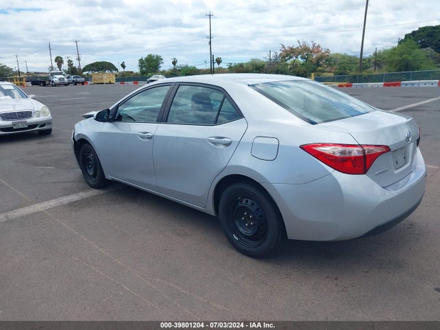 Toyota COROLLA LE 2017 5YFBURHE3HP578208 Image 3