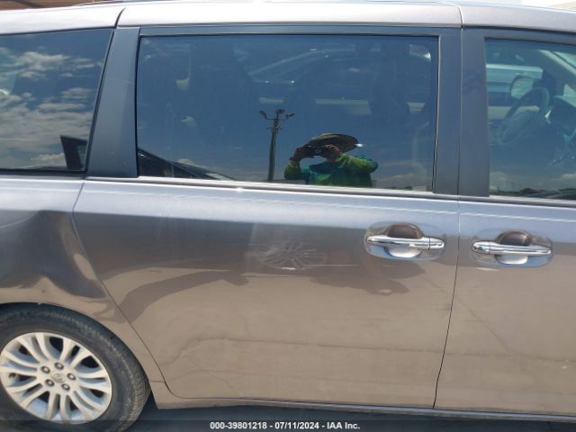 5TDYK3DC6ES443177 Toyota Sienna Xle V6 8 Passenger