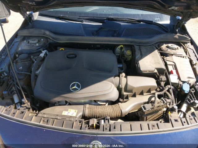 WDCTG4GB0KU003946 Mercedes-Benz Gla 250 4matic