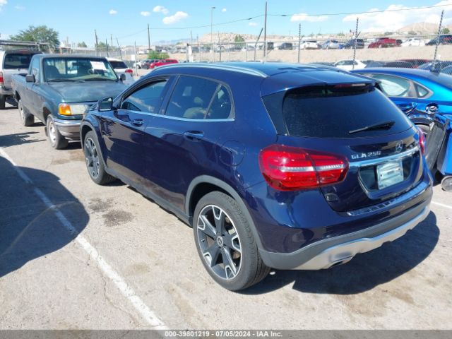 WDCTG4GB0KU003946 Mercedes-Benz Gla 250 4matic