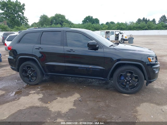 1C4RJFAG1JC502034 Jeep Grand Cherokee Upland 4x4