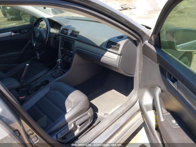1VWAS7A34FC106438 Volkswagen Passat 1.8t Limited Edition