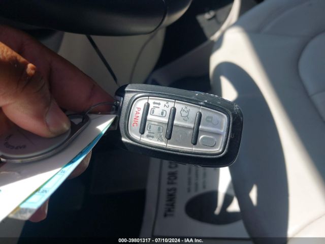 2C4RC1BG7HR603320 Chrysler Pacifica Touring-l